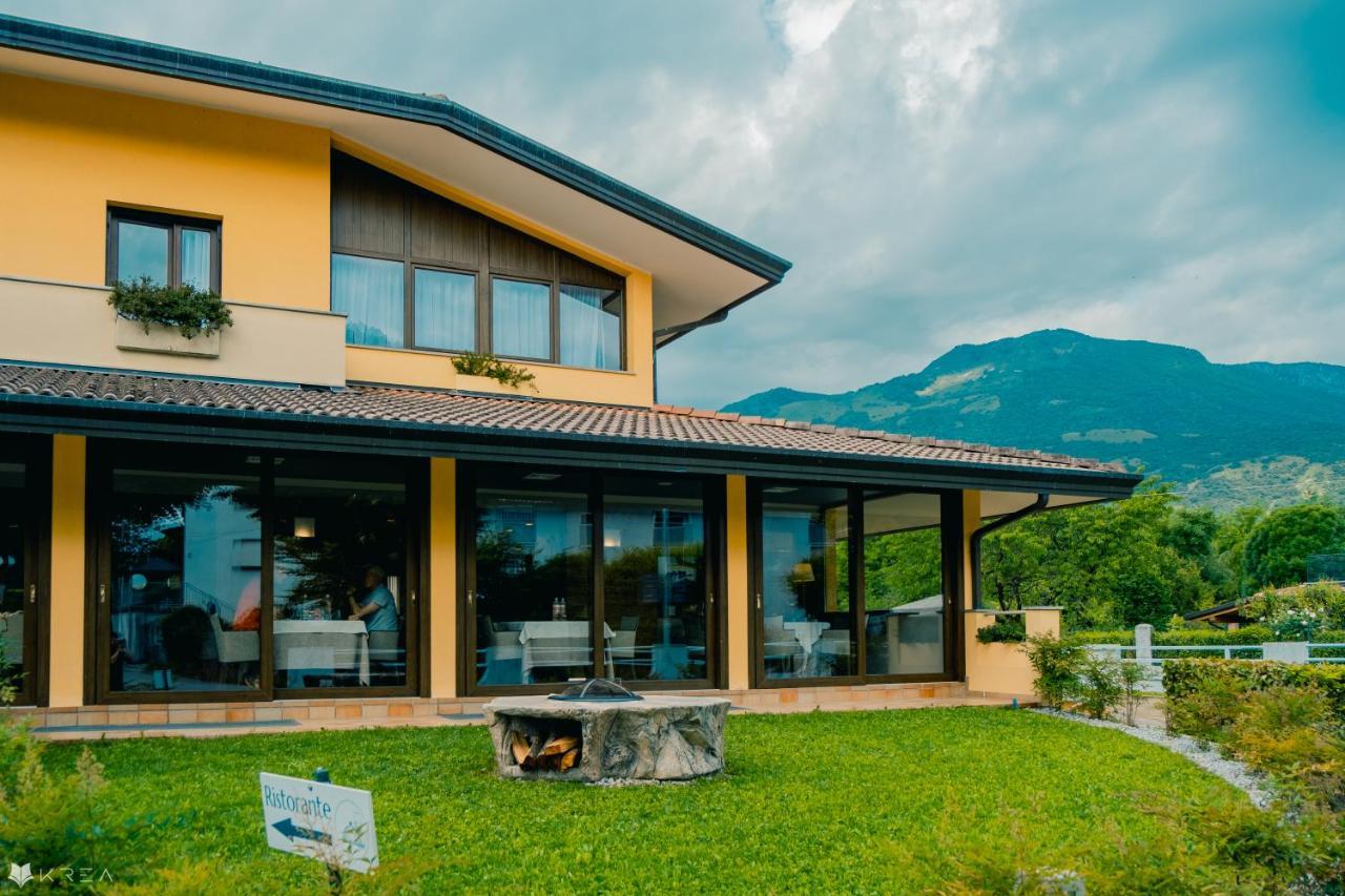 Casa Valcellina Hotel Ristorante Montereale Valcellina ภายนอก รูปภาพ