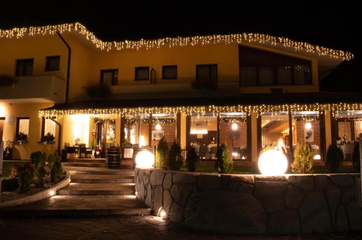 Casa Valcellina Hotel Ristorante Montereale Valcellina ภายนอก รูปภาพ